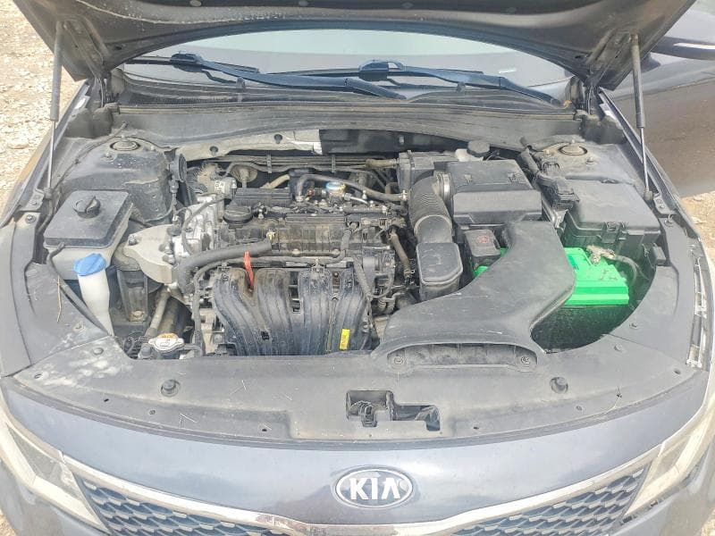 2018 KIA OPTIMA S 11