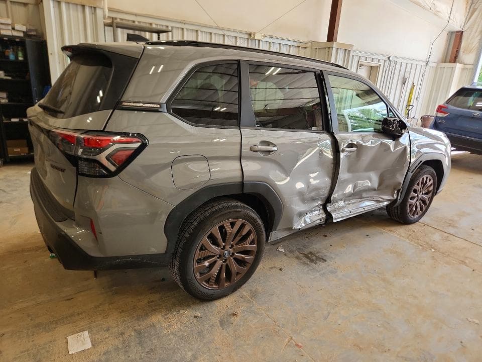 2025 SUBARU FORESTER SPORT 3