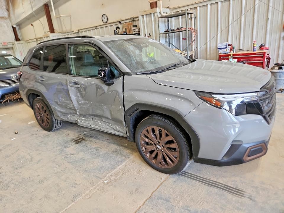 2025 SUBARU FORESTER SPORT 4