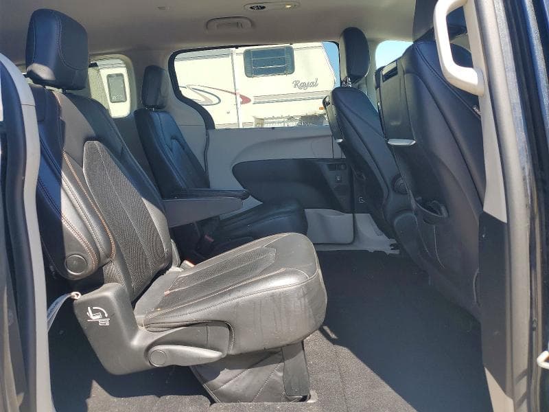 2018 CHRYSLER PACIFICA TOURING L PLUS 11