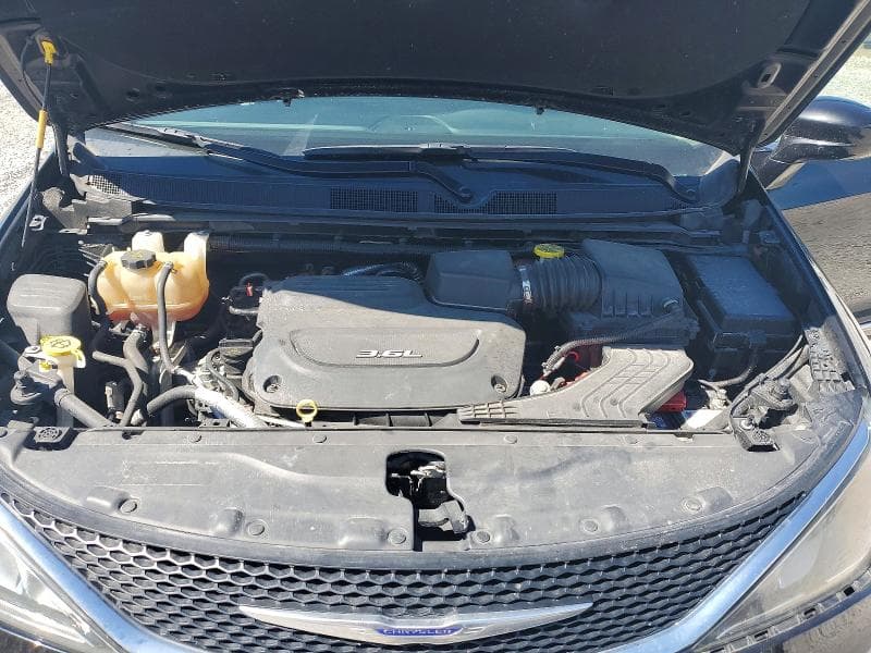 2018 CHRYSLER PACIFICA TOURING L PLUS 12