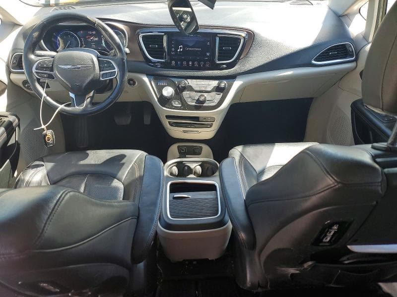 2018 CHRYSLER PACIFICA TOURING L PLUS 8