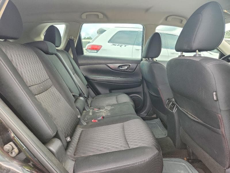 2018 NISSAN ROGUE S 11