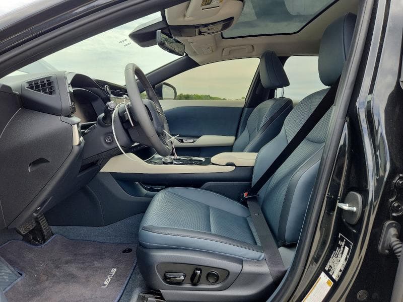 2024 LEXUS RZ 300E 7