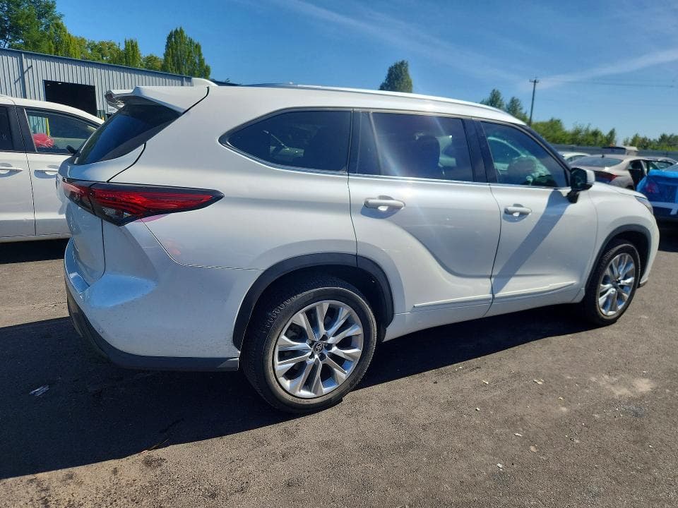 2021 TOYOTA HIGHLANDER HYBRID LIMITED 3