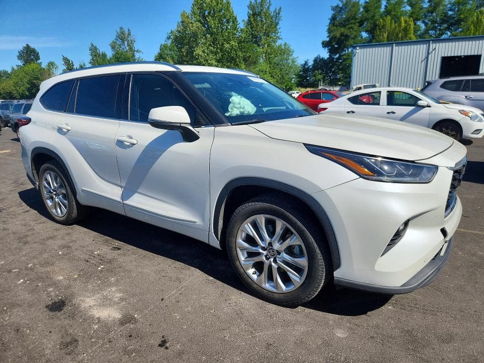 2021 TOYOTA HIGHLANDER HYBRID LIMITED 4