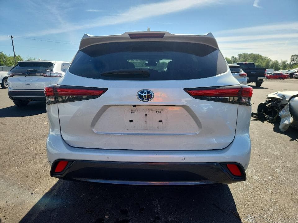 2021 TOYOTA HIGHLANDER HYBRID LIMITED 6