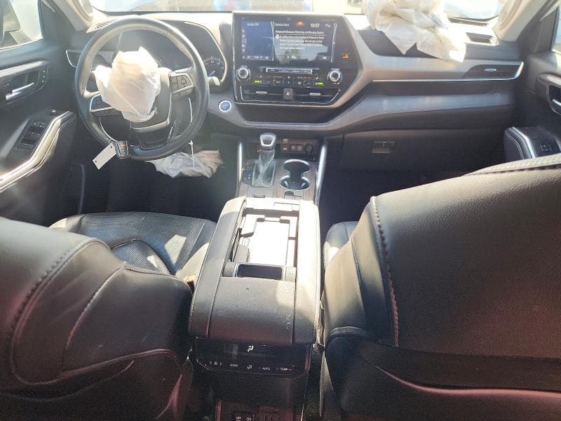 2021 TOYOTA HIGHLANDER HYBRID LIMITED 8