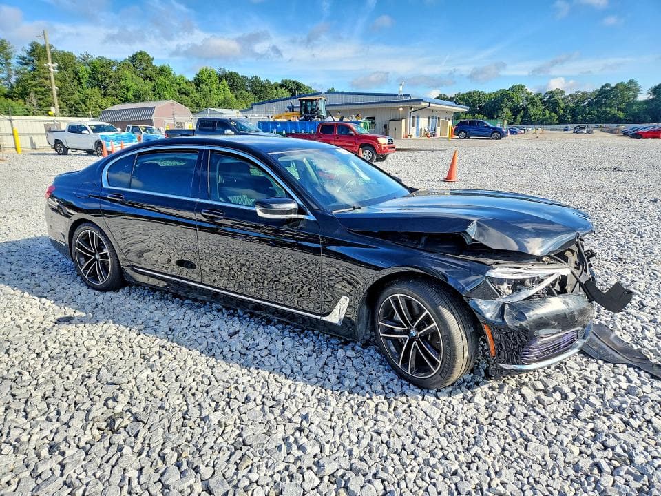 2016 BMW 750 XI 4