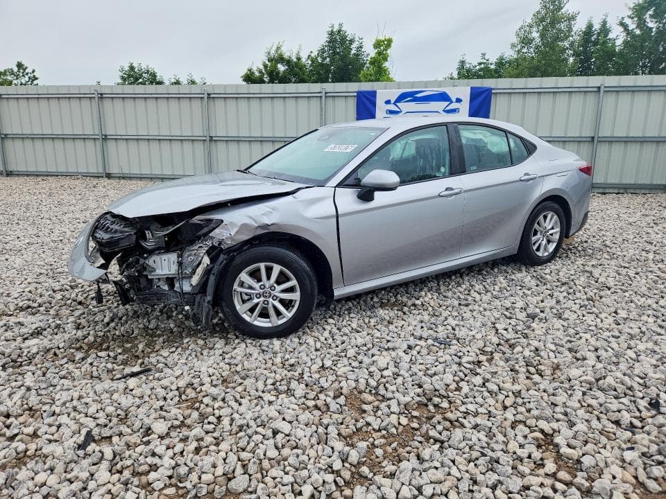 2025 TOYOTA CAMRY LE - 1