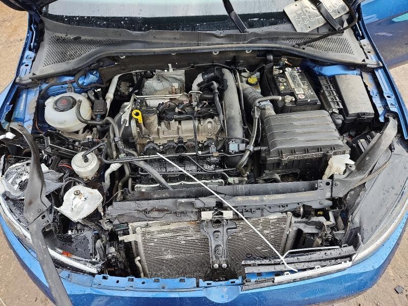 2019 VOLKSWAGEN GOLF S/SE 11