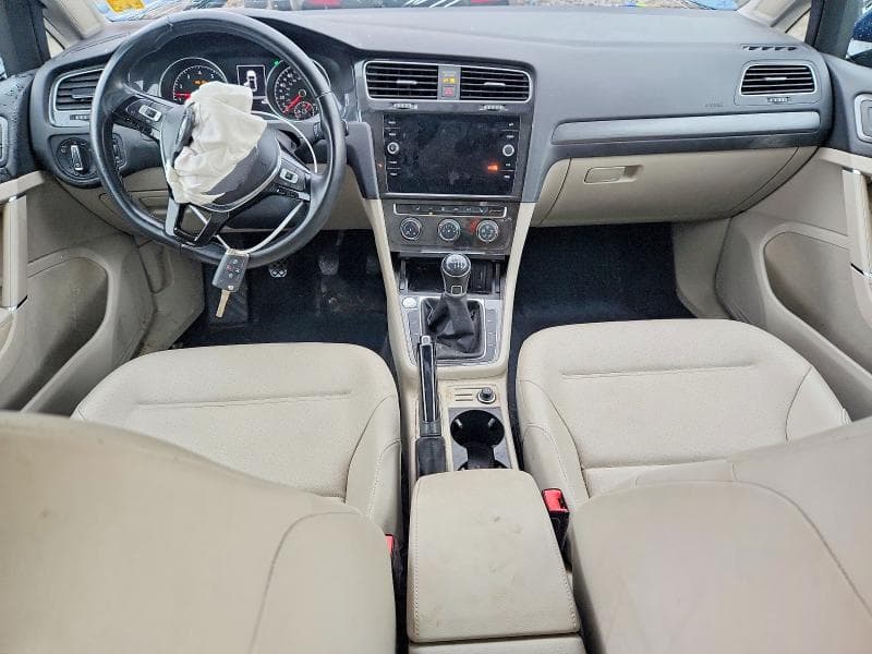 2019 VOLKSWAGEN GOLF S/SE 8