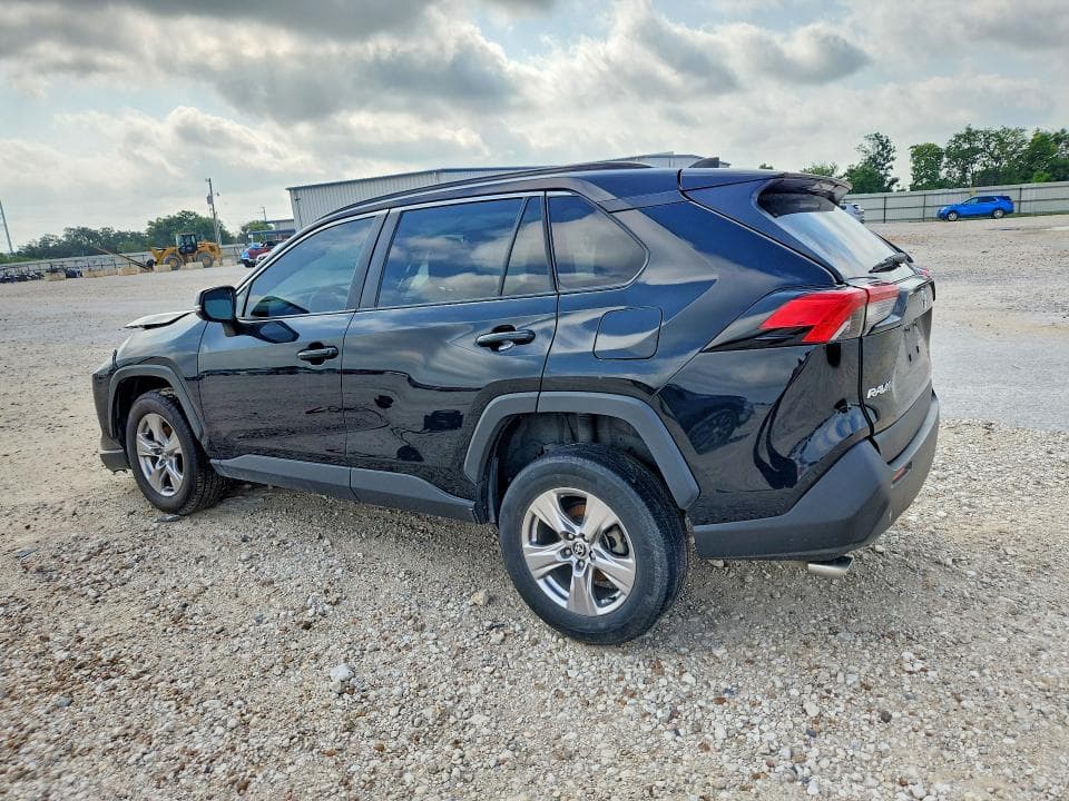 2023 TOYOTA RAV4 XLE XLE 2