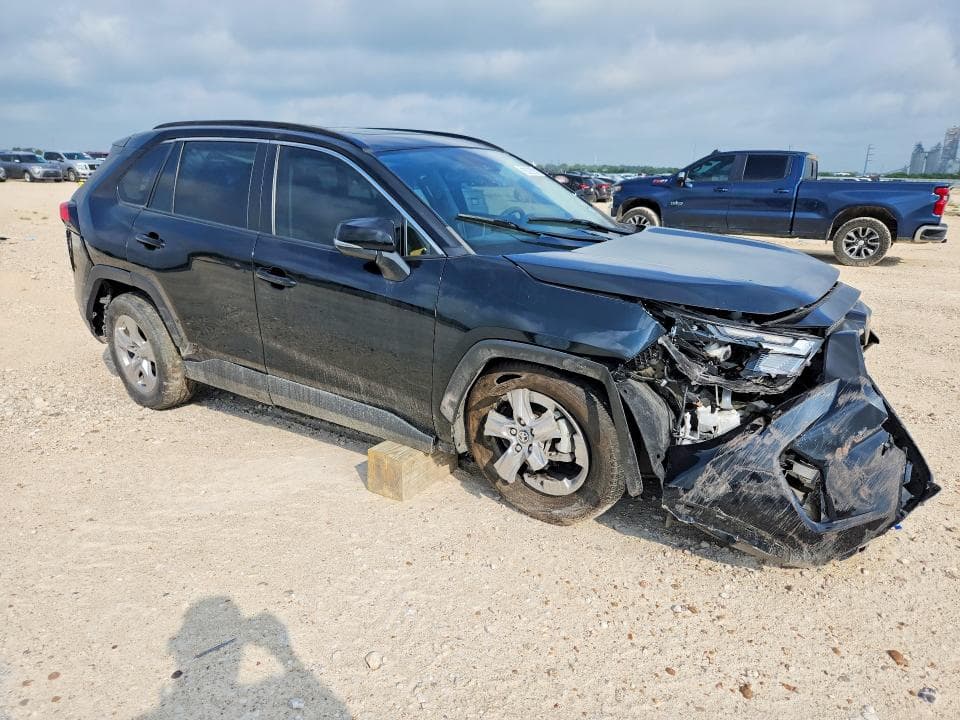 2023 TOYOTA RAV4 XLE XLE 4