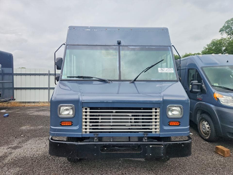 2019 FORD E450 DELIVERY VAN 5