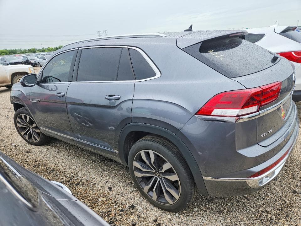 2020 VOLKSWAGEN ATLAS CROSS SPORT SEL PREMIUM R-LINE 2