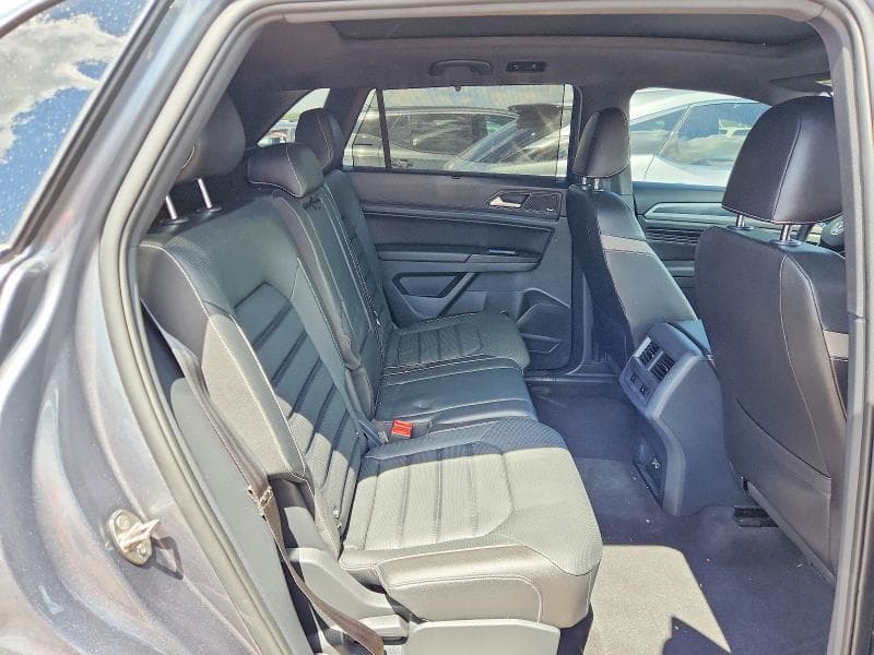 2020 VOLKSWAGEN ATLAS CROSS SPORT SEL PREMIUM R-LINE 10