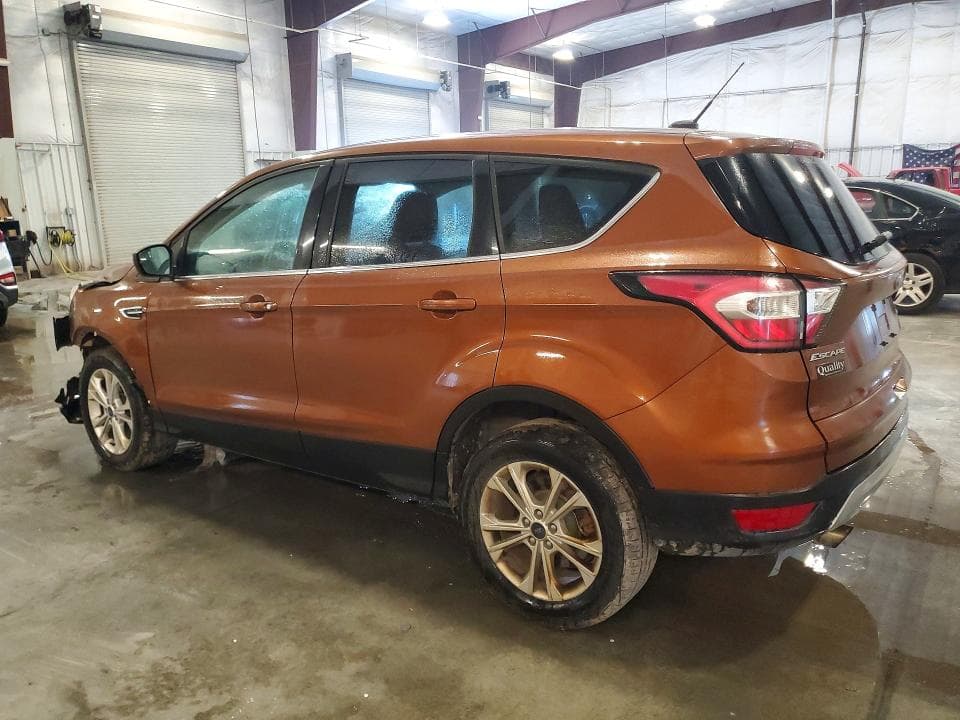 2017 FORD ESCAPE SE 2