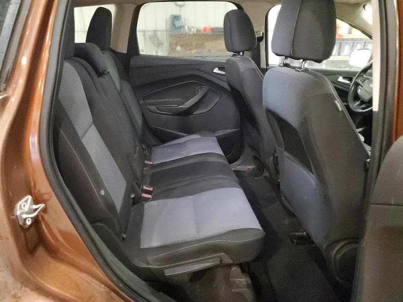 2017 FORD ESCAPE SE 11