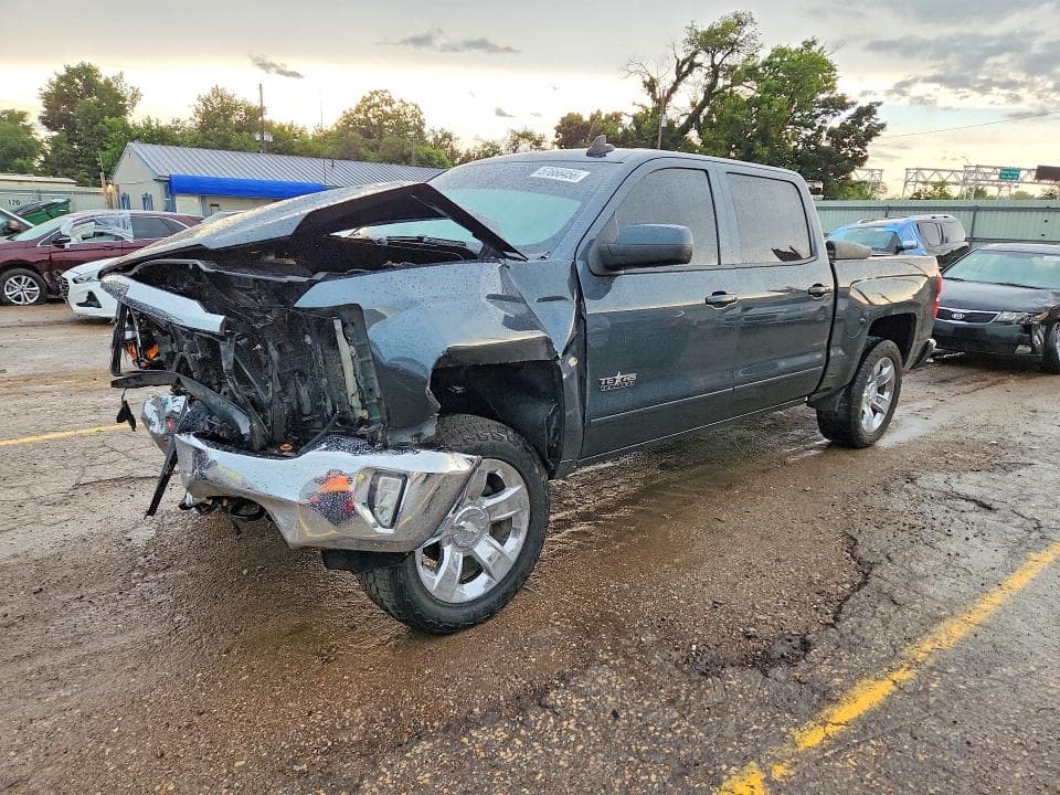 2018 CHEVROLET SILVERADO K1500 LT - 1