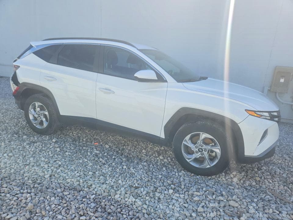 2024 HYUNDAI TUCSON SEL 4