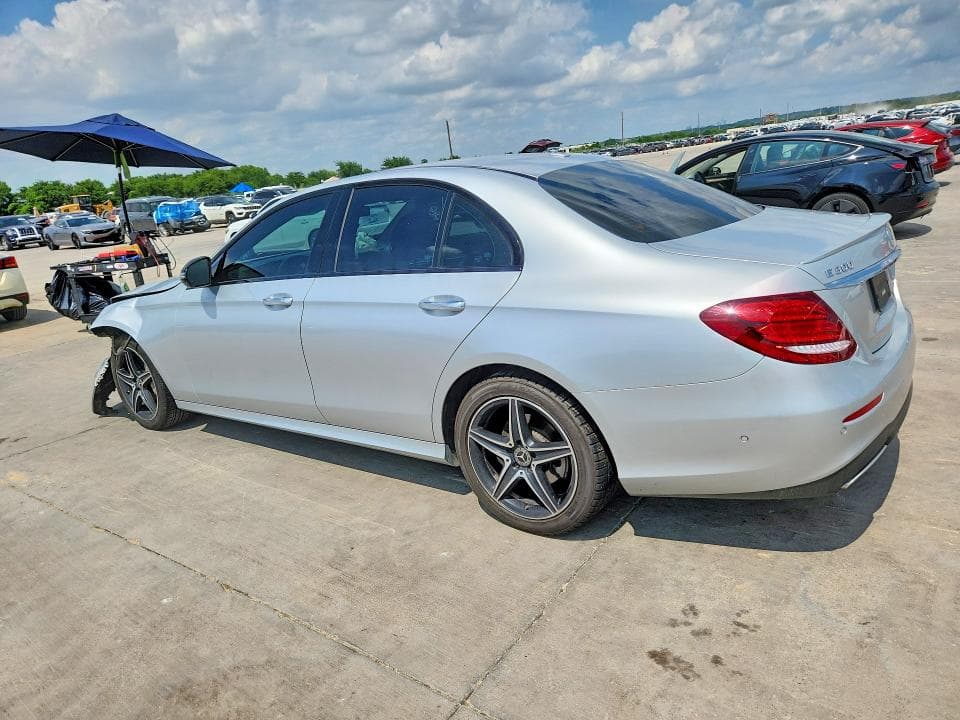 2018 MERCEDES-BENZ E 300 2
