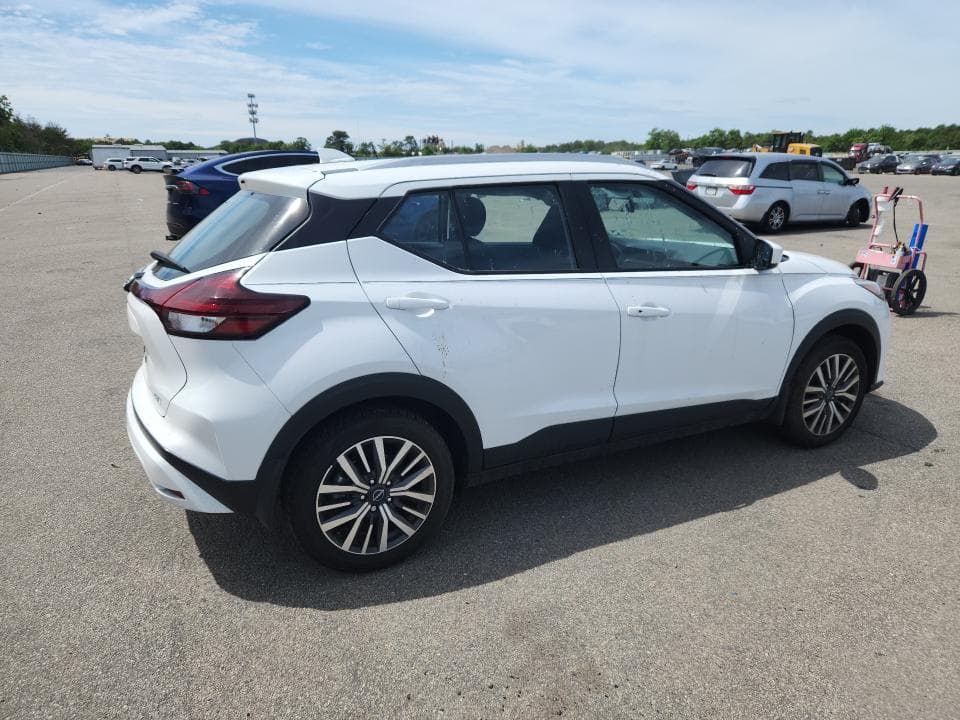 2024 NISSAN KICKS SV 3