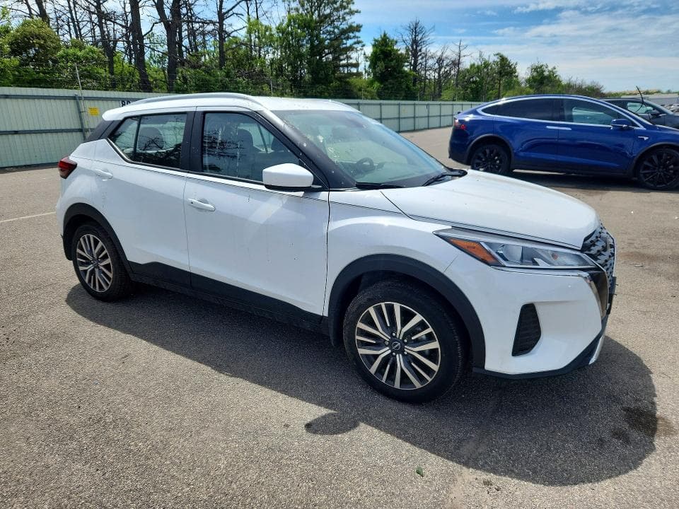 2024 NISSAN KICKS SV 4