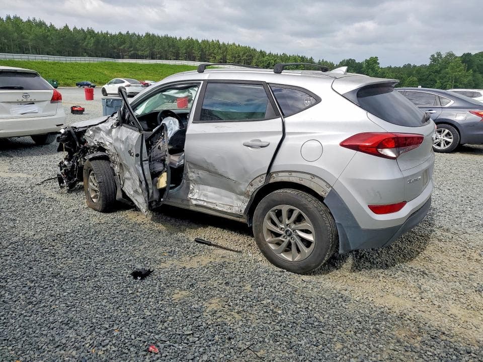 2018 HYUNDAI TUCSON SEL 2