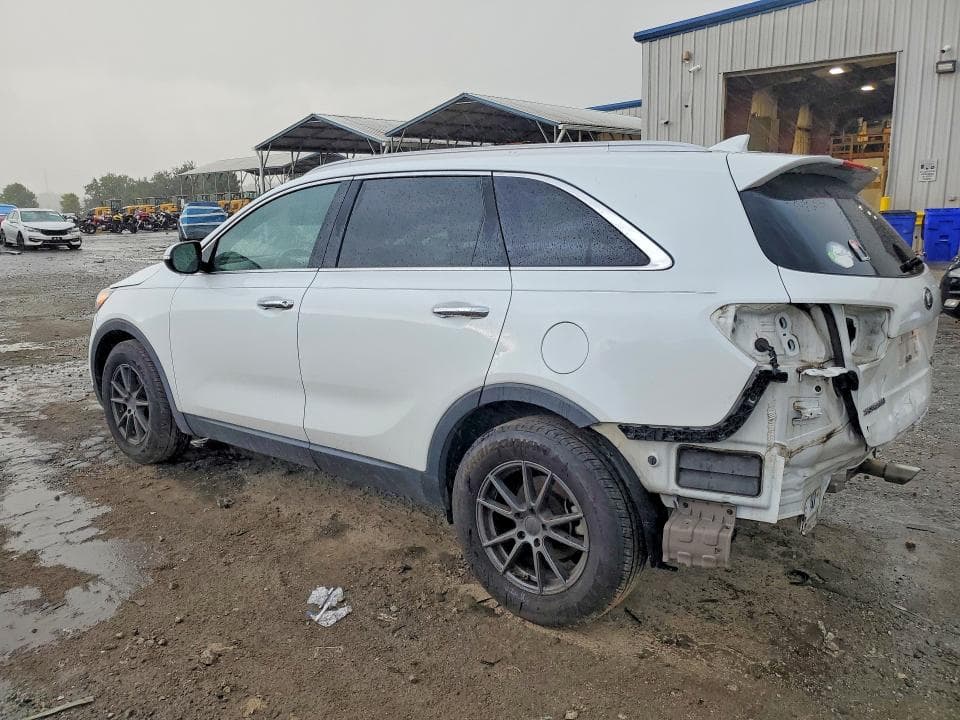 2017 KIA SORENTO LX 2