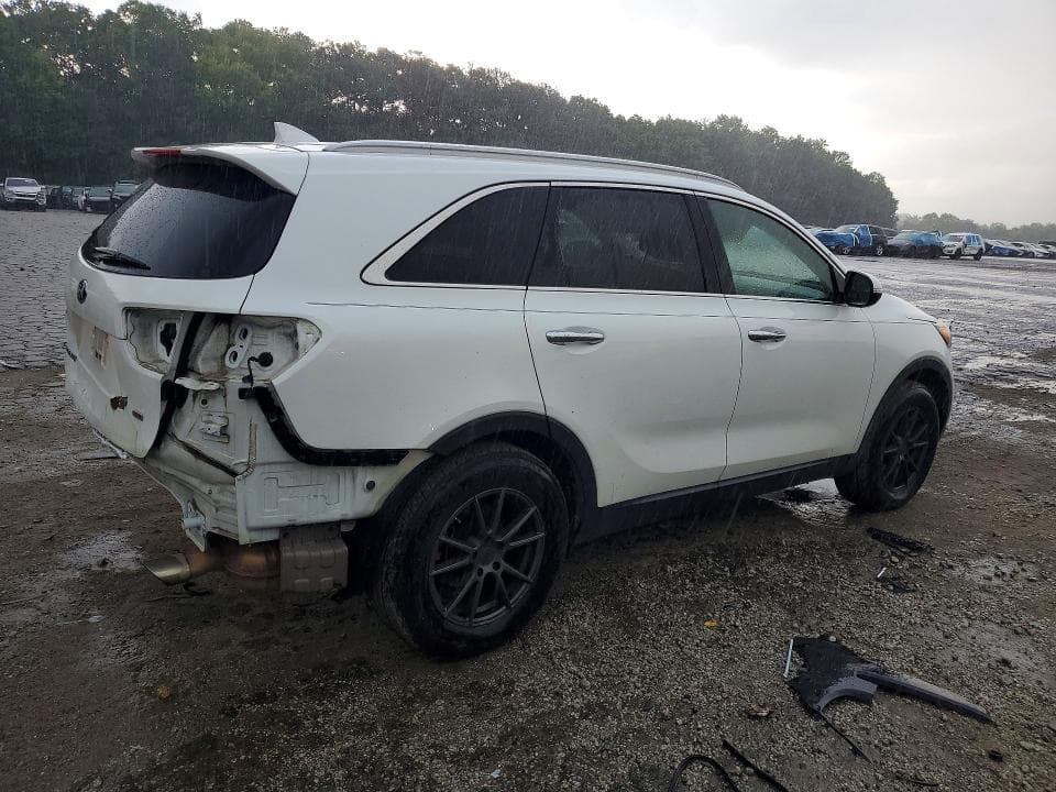 2017 KIA SORENTO LX 3