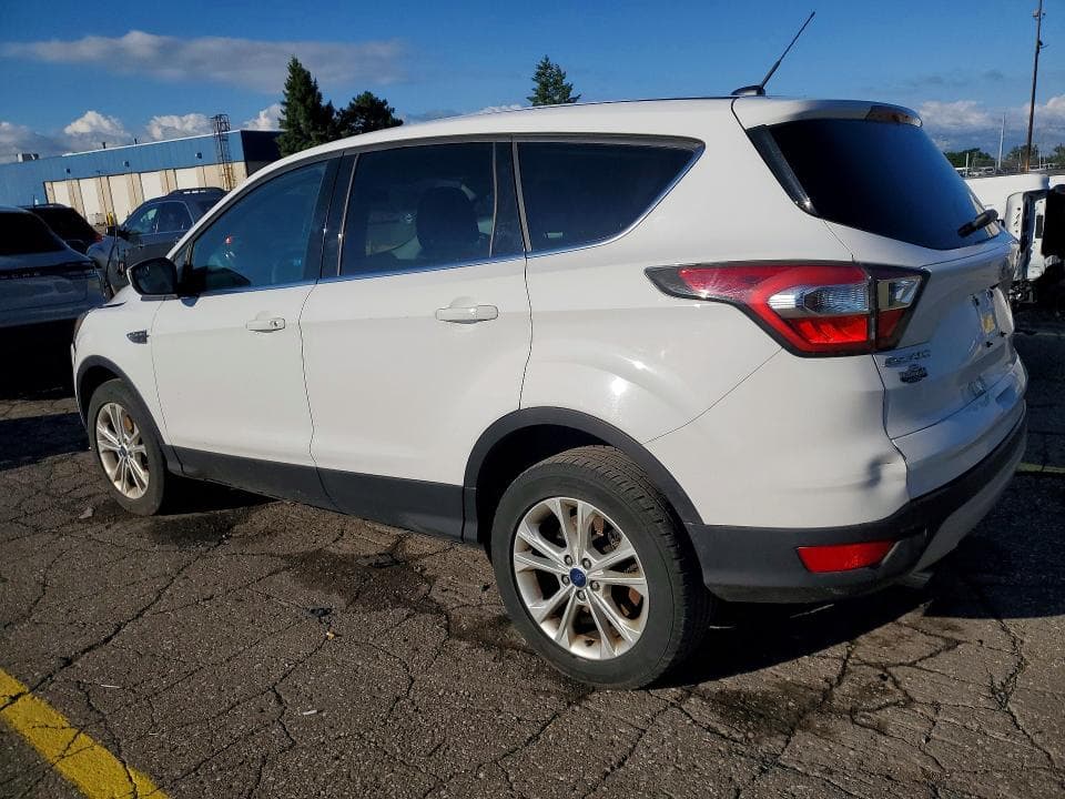 2017 FORD ESCAPE SE 2