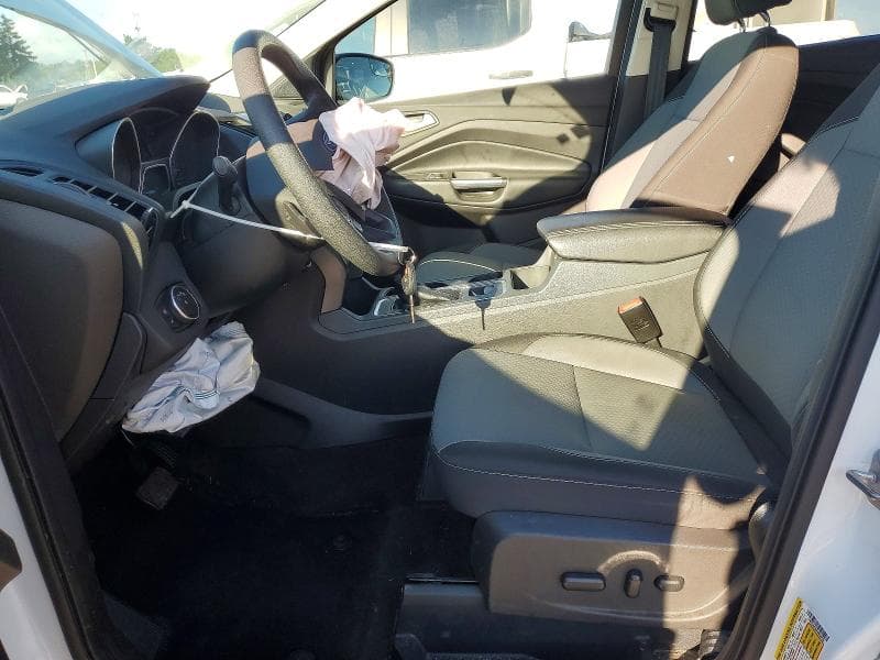 2017 FORD ESCAPE SE 7
