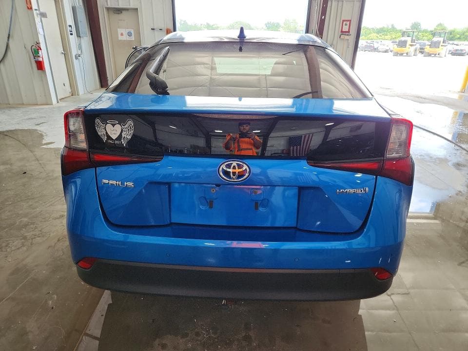 2022 TOYOTA PRIUS LE 6