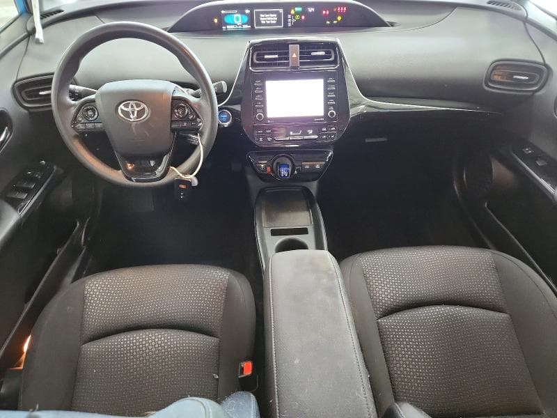 2022 TOYOTA PRIUS LE 8