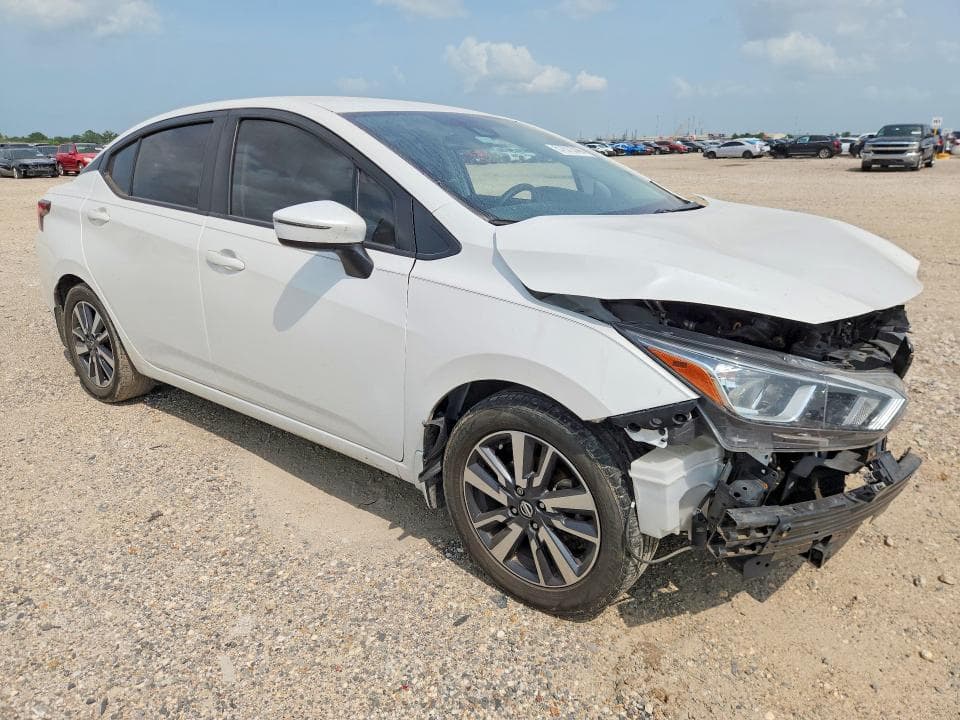 2021 NISSAN VERSA SV 4