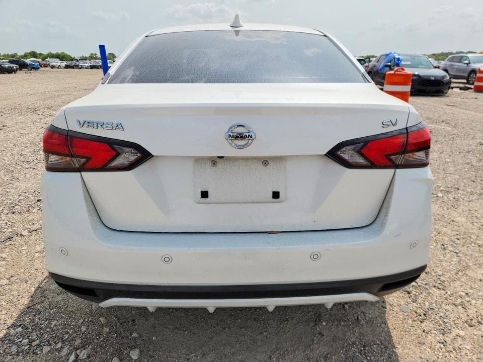 2021 NISSAN VERSA SV 6