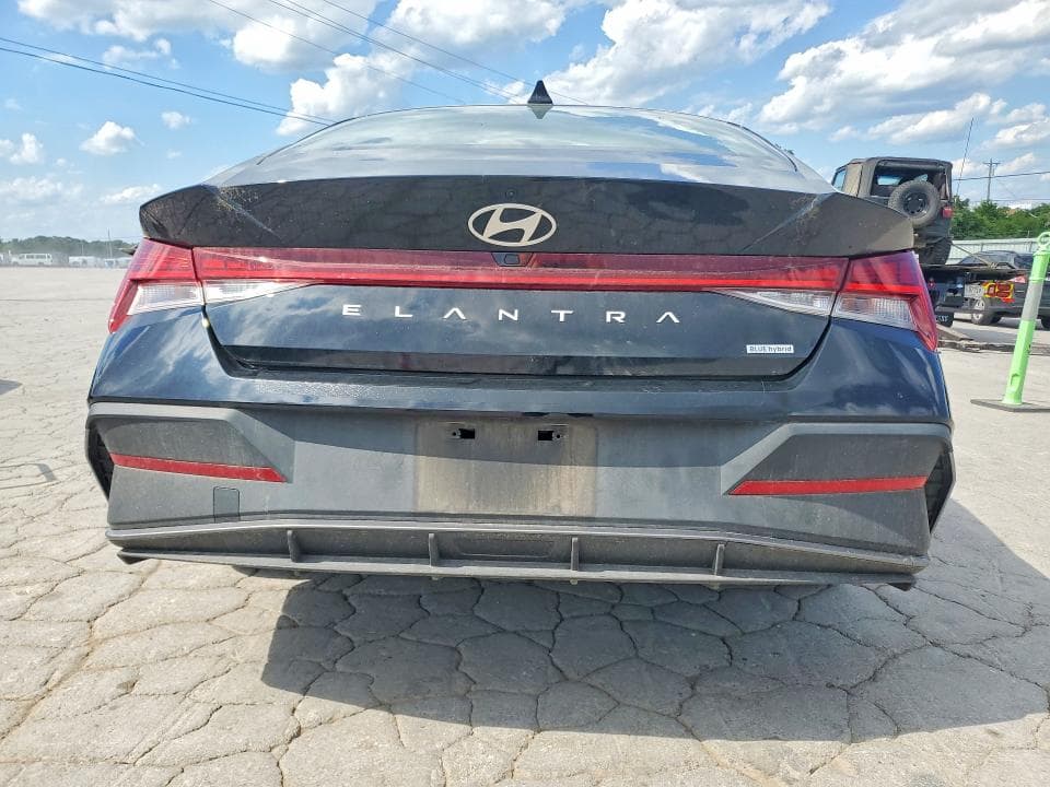 2024 HYUNDAI ELANTRA BLUE 6