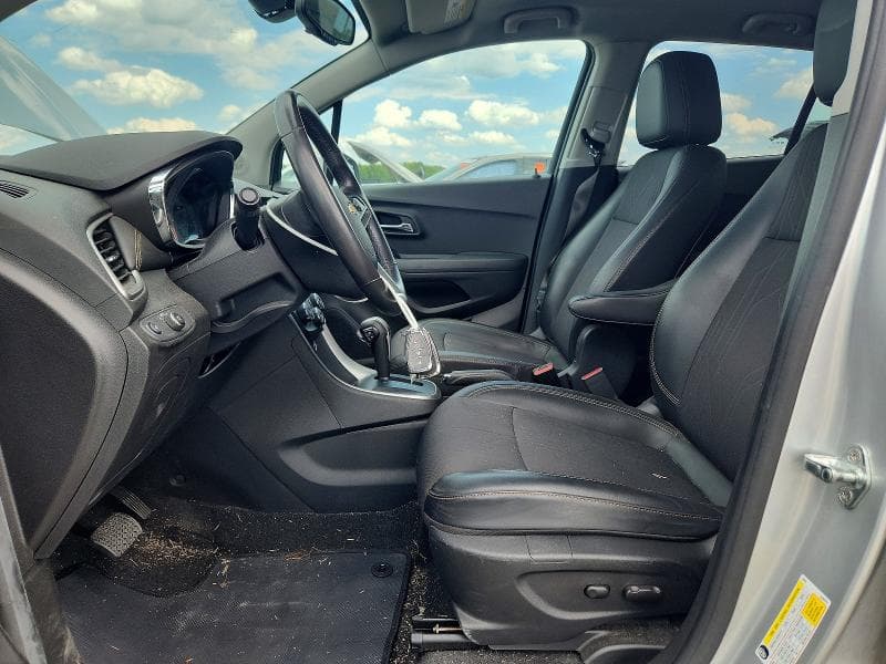2020 CHEVROLET TRAX 1LT 7