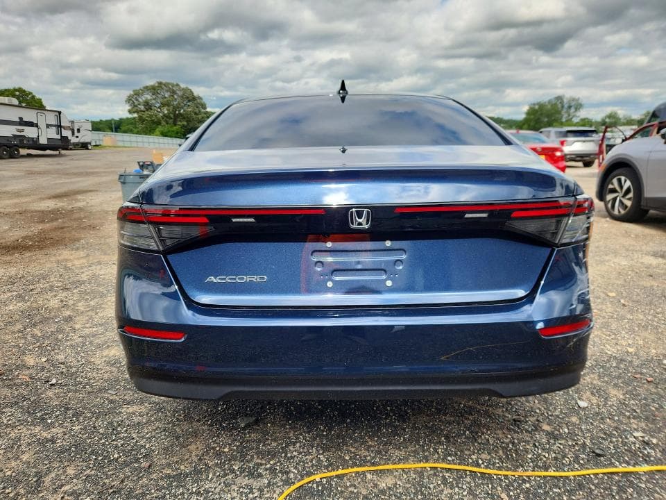 2025 HONDA ACCORD SE 6