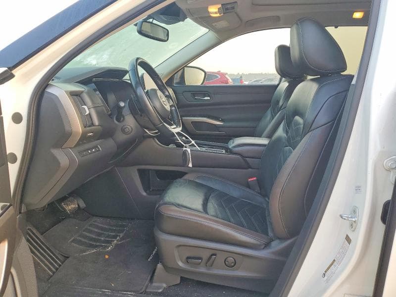 2022 NISSAN PATHFINDER PLATINUM PLATINUM 7