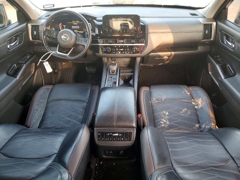 2022 NISSAN PATHFINDER PLATINUM PLATINUM 8