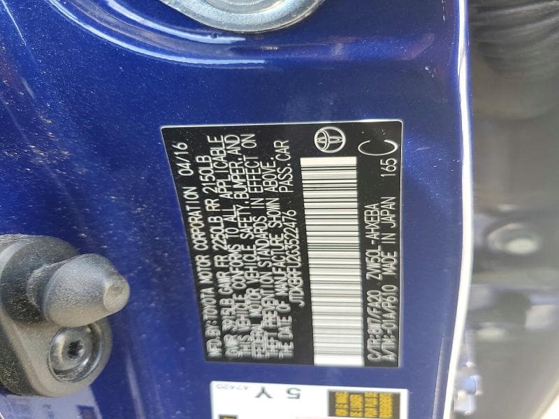 2016 TOYOTA PRIUS TWO 12