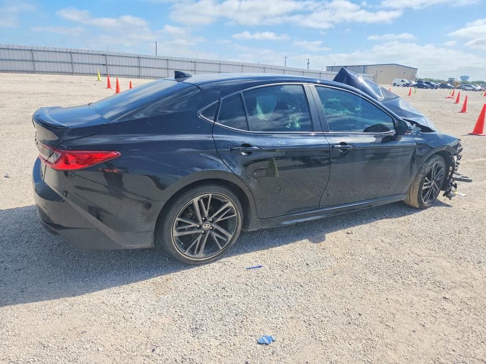 2025 TOYOTA CAMRY XSE XSE 3