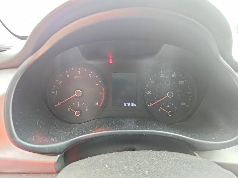 2019 KIA RIO S 9