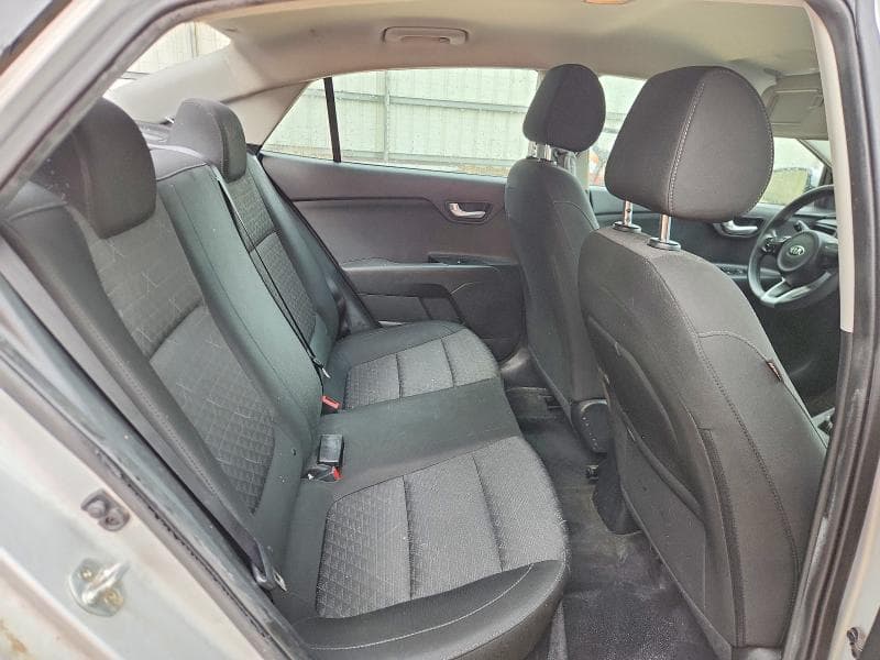 2019 KIA RIO S 10