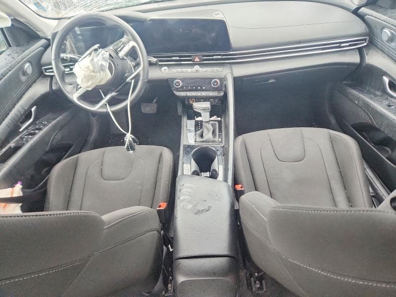 2023 HYUNDAI ELANTRA SEL 8