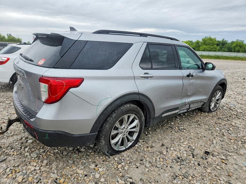 2021 FORD EXPLORER XLT 3