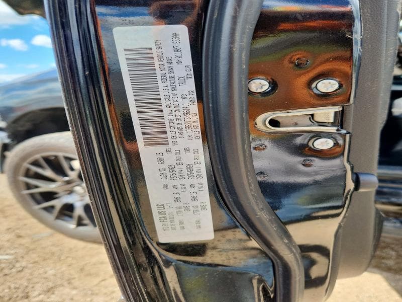 2017 RAM 1500 LARAMIE LARAMIE 12