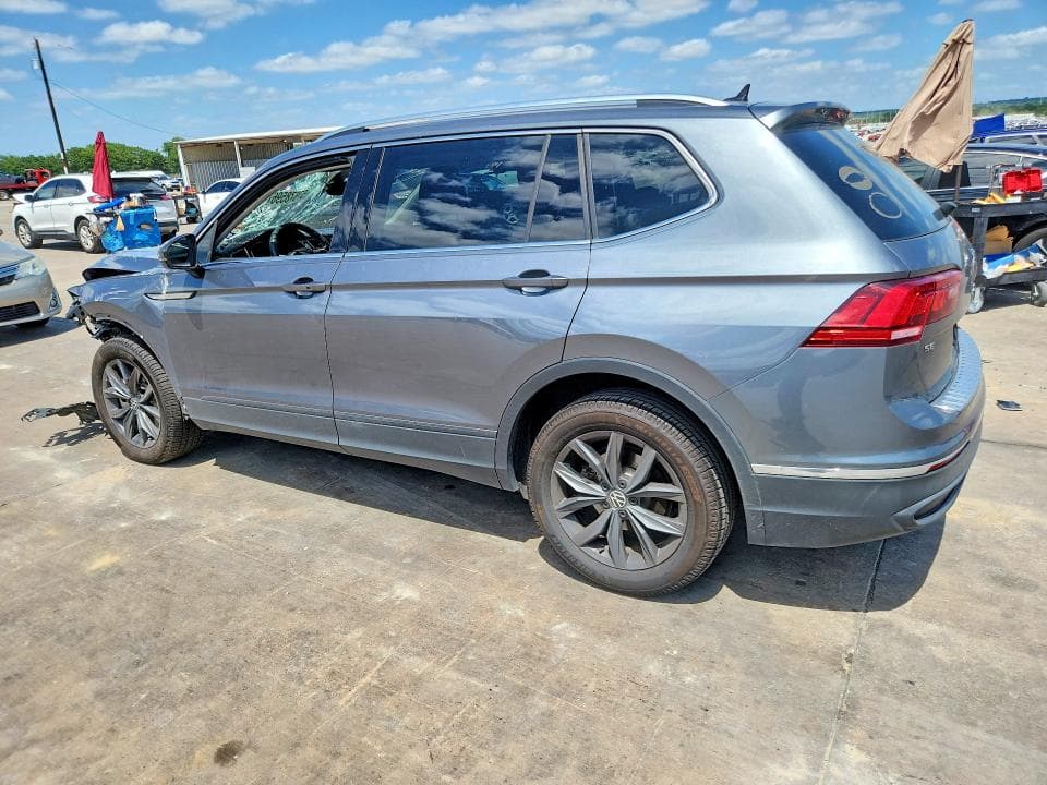 2023 VOLKSWAGEN TIGUAN SE SE 2
